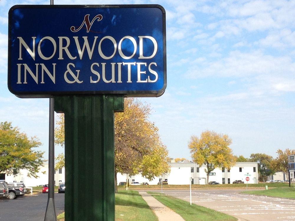 Travelodge By Wyndham Brooklyn Center Εξωτερικό φωτογραφία