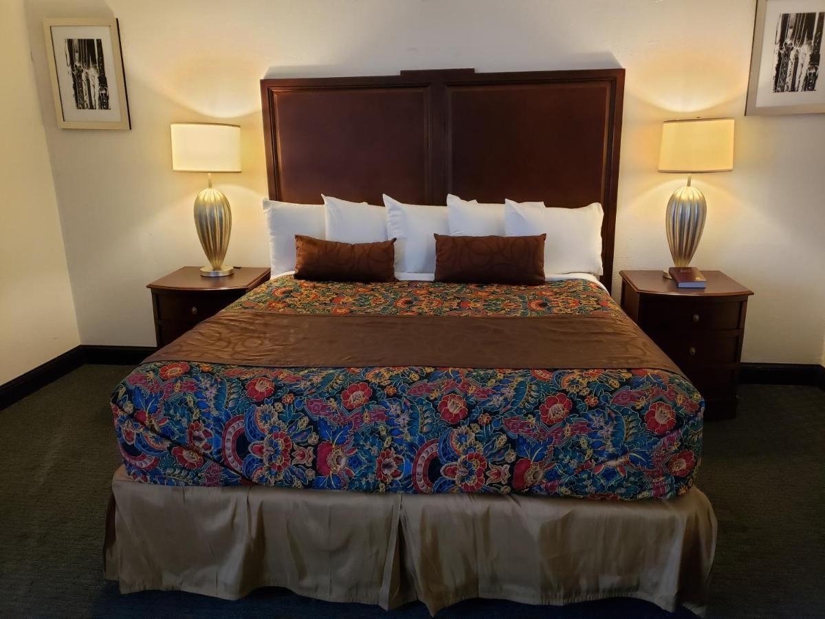 Travelodge By Wyndham Brooklyn Center Εξωτερικό φωτογραφία