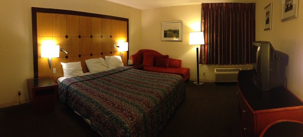 Travelodge By Wyndham Brooklyn Center Εξωτερικό φωτογραφία